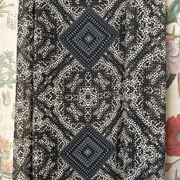 ASTR Sleeveless Leopard Boho Sheath Geometric Maxi Dress Brown Black Large - Picture 3 of 12